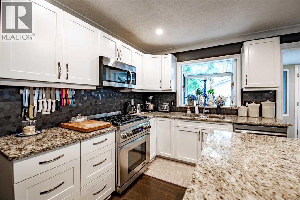 3317 44A Avenue - 23