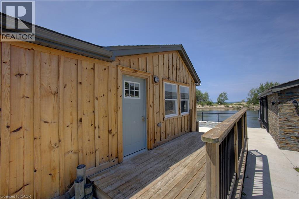 2 BROWNS Lane, Wasaga Beach — photo 3