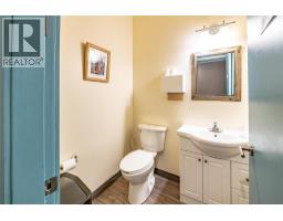 313 Railway Avenue, Salmo, BC V0G1Z0 Photo 20