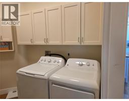 Kitchen - 421 9th Avenue, Keremeos, BC V0X1N3 Photo 12