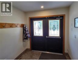 5pc Ensuite bath - 421 9th Avenue, Keremeos, BC V0X1N3 Photo 19