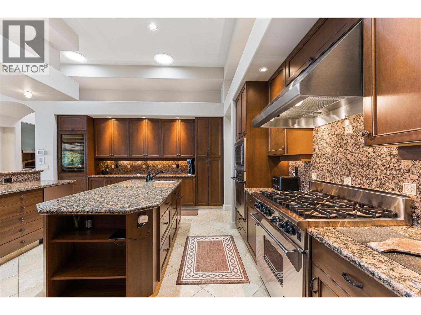 4244 Hobson Road, Kelowna