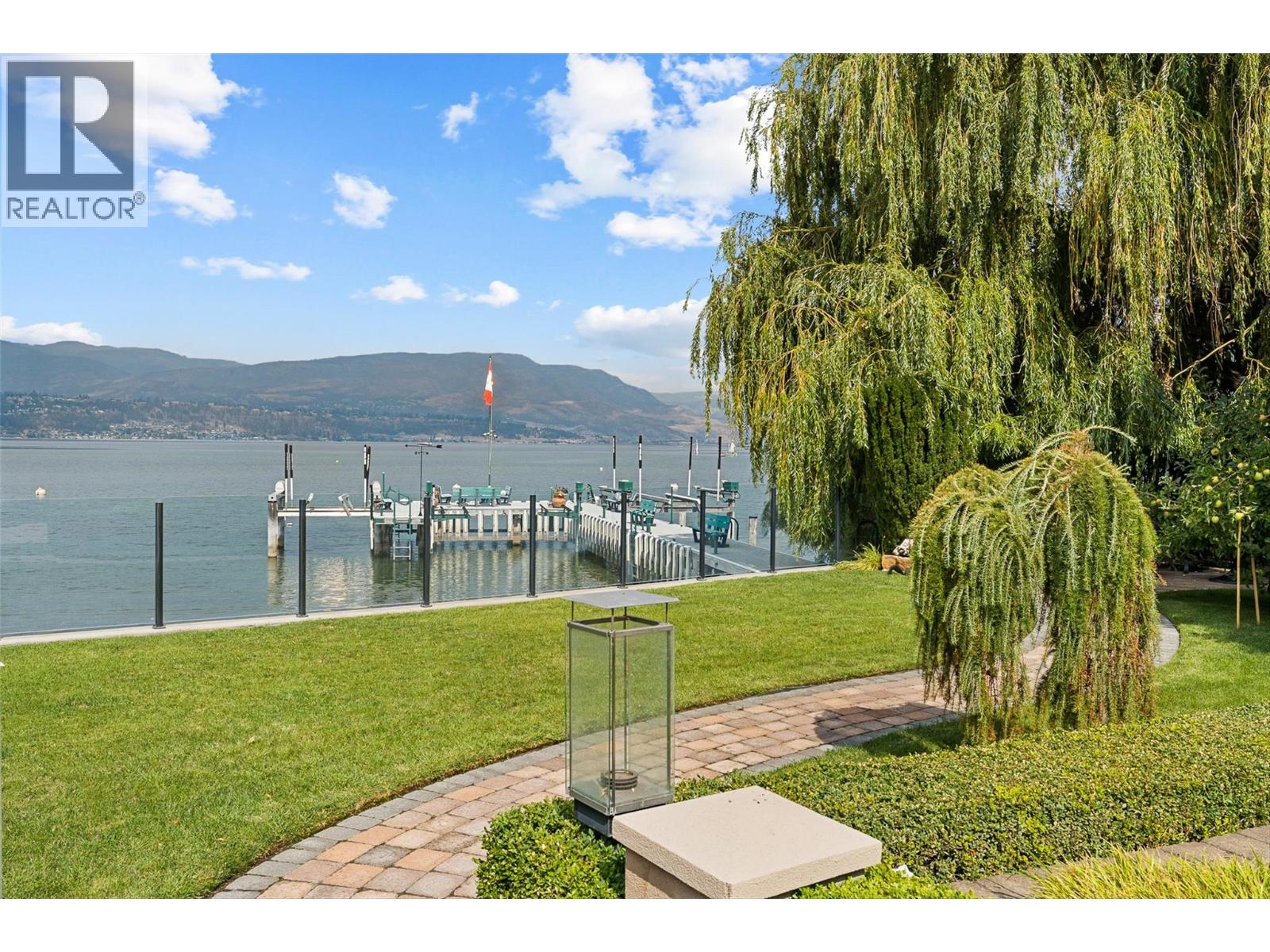 4244 Hobson Road, Kelowna