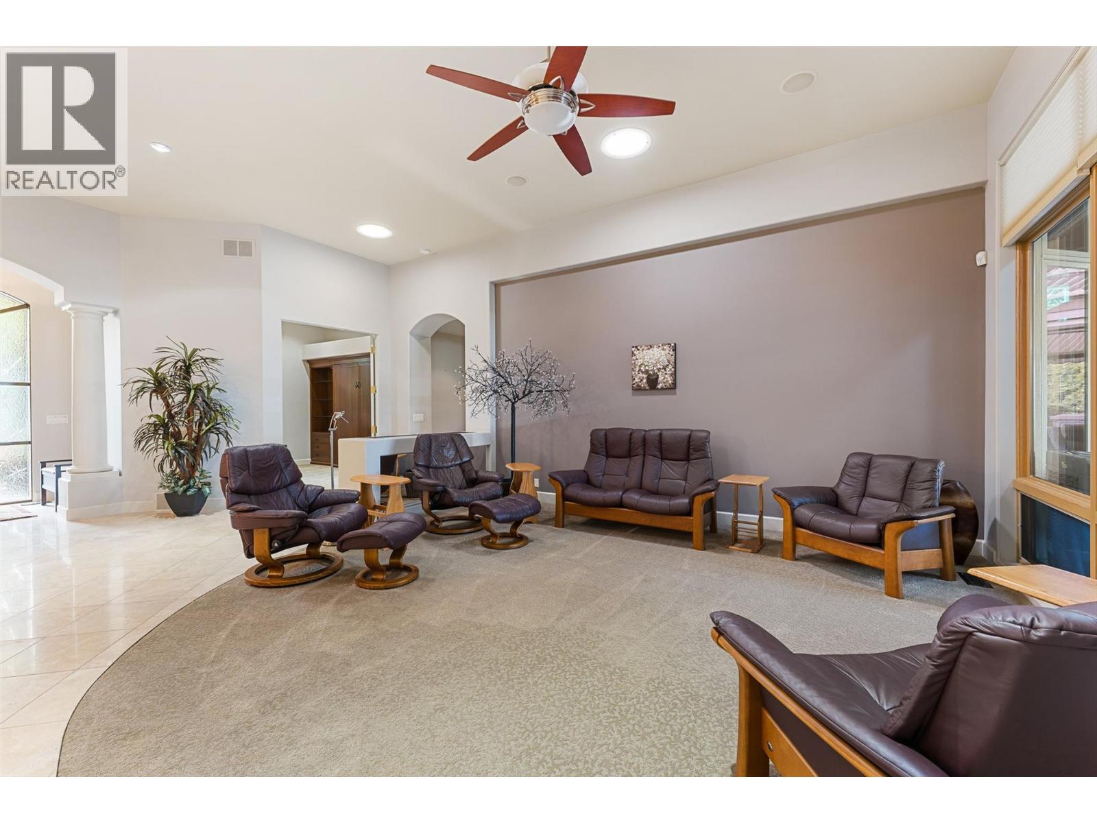 4244 Hobson Road, Kelowna