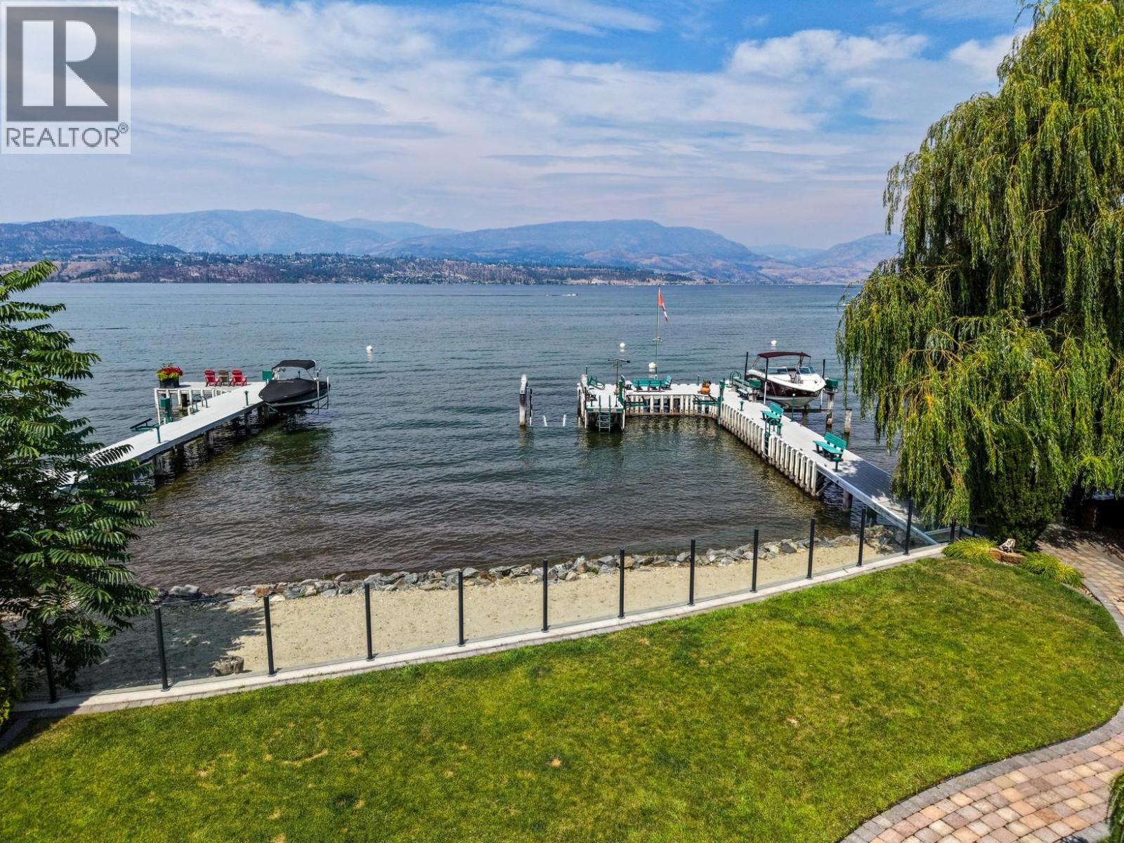 4244 Hobson Road, Kelowna