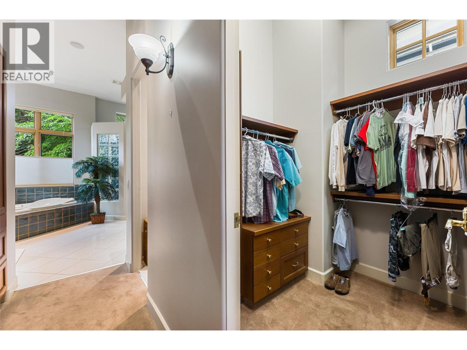 4244 Hobson Road, Kelowna