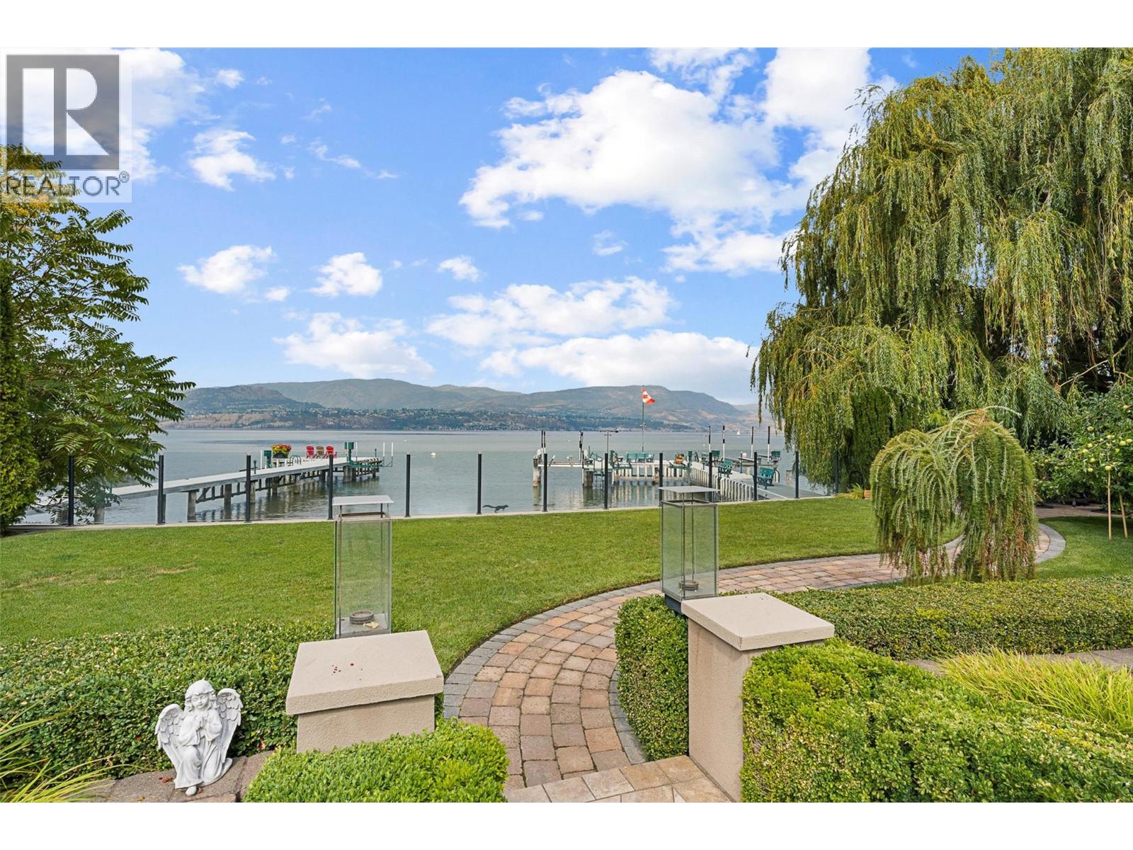 4244 Hobson Road, Kelowna