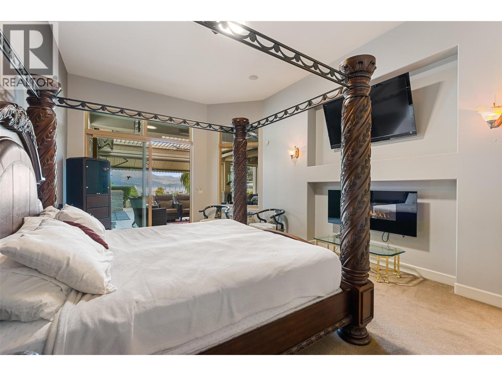 4244 Hobson Road, Kelowna
