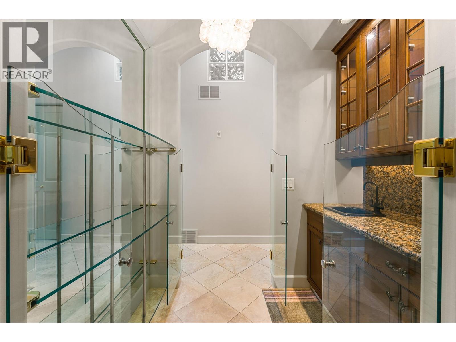 4244 Hobson Road, Kelowna