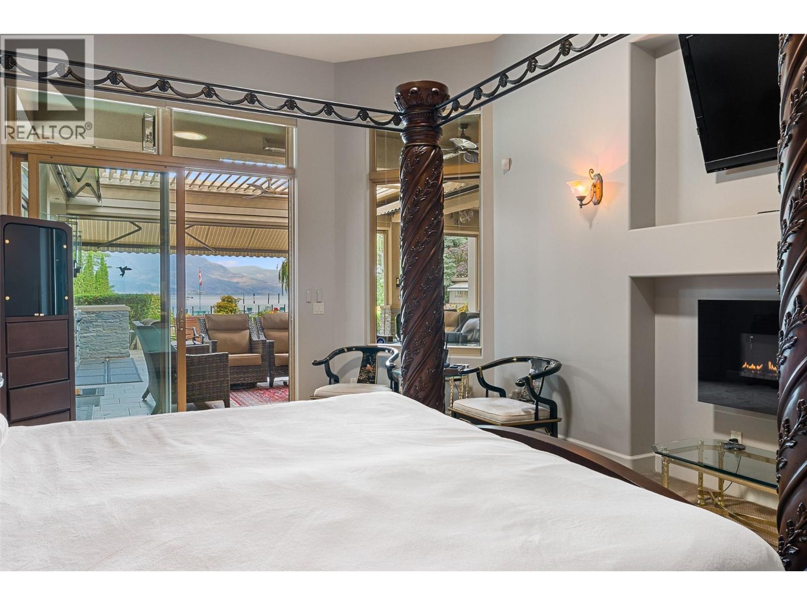 4244 Hobson Road, Kelowna