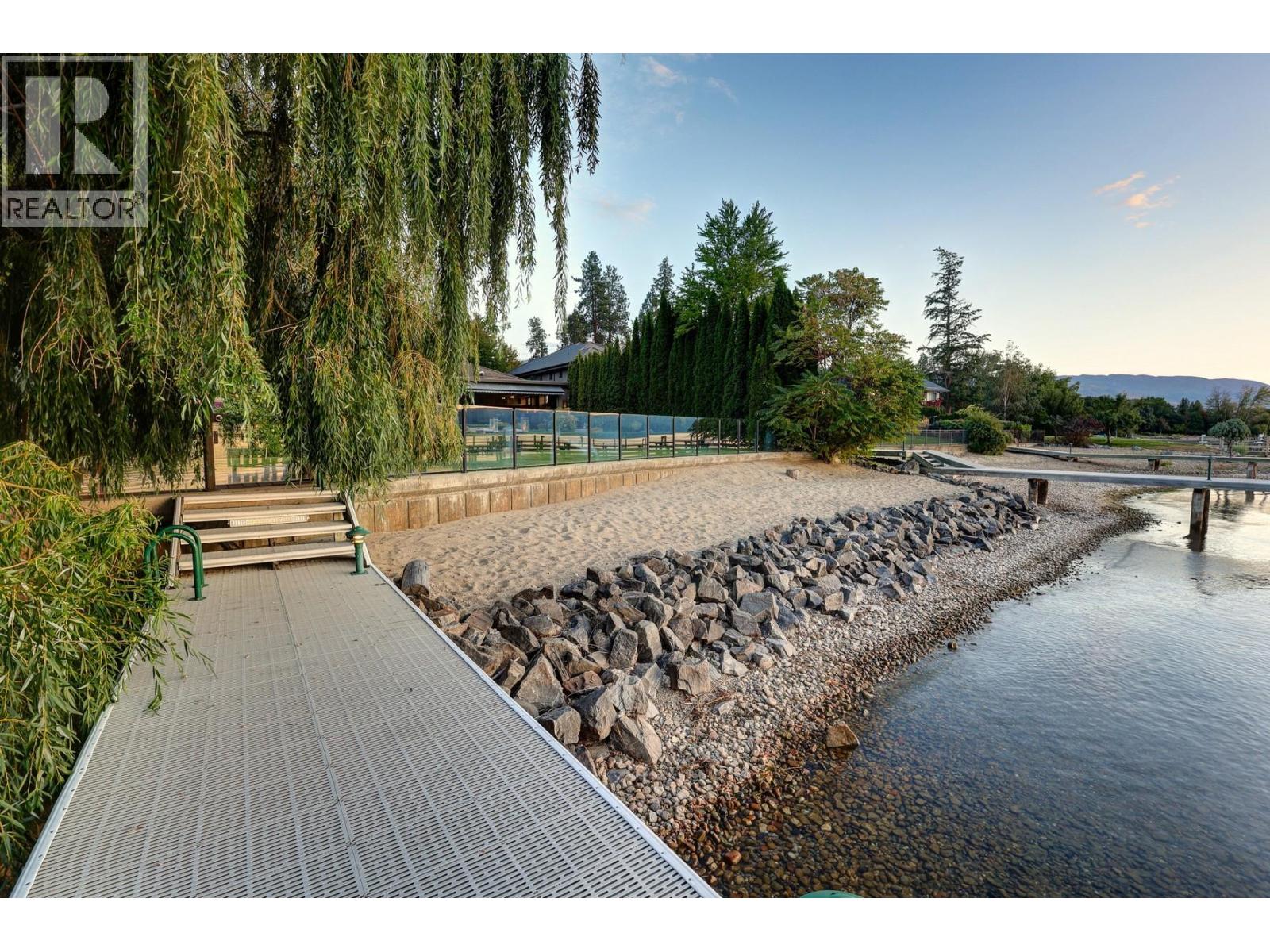 4244 Hobson Road, Kelowna