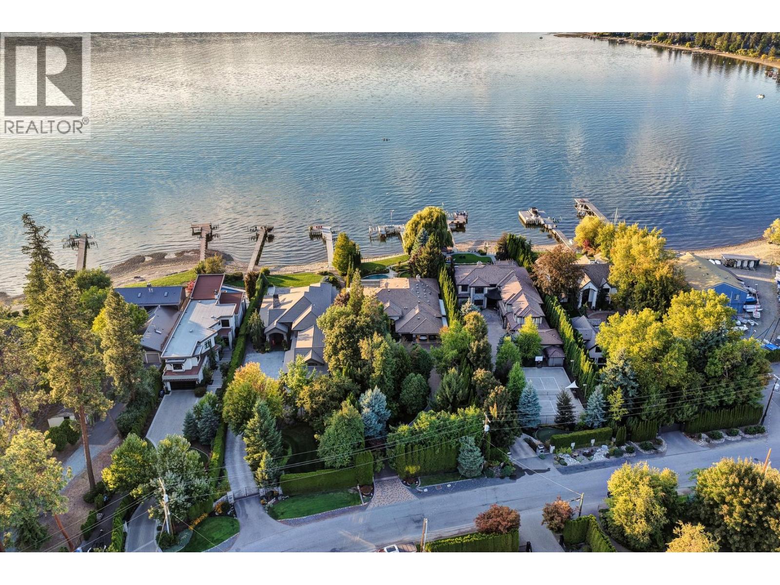 4244 Hobson Road, Kelowna