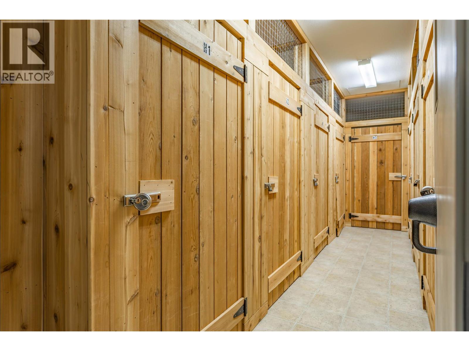 #401 770 Rutland Road N - 22
