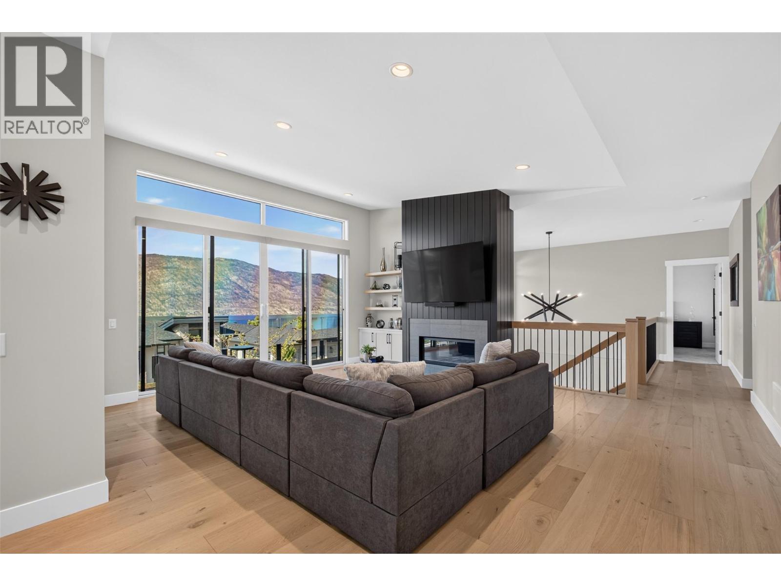 3555 Boxwood Road, Kelowna — photo 8