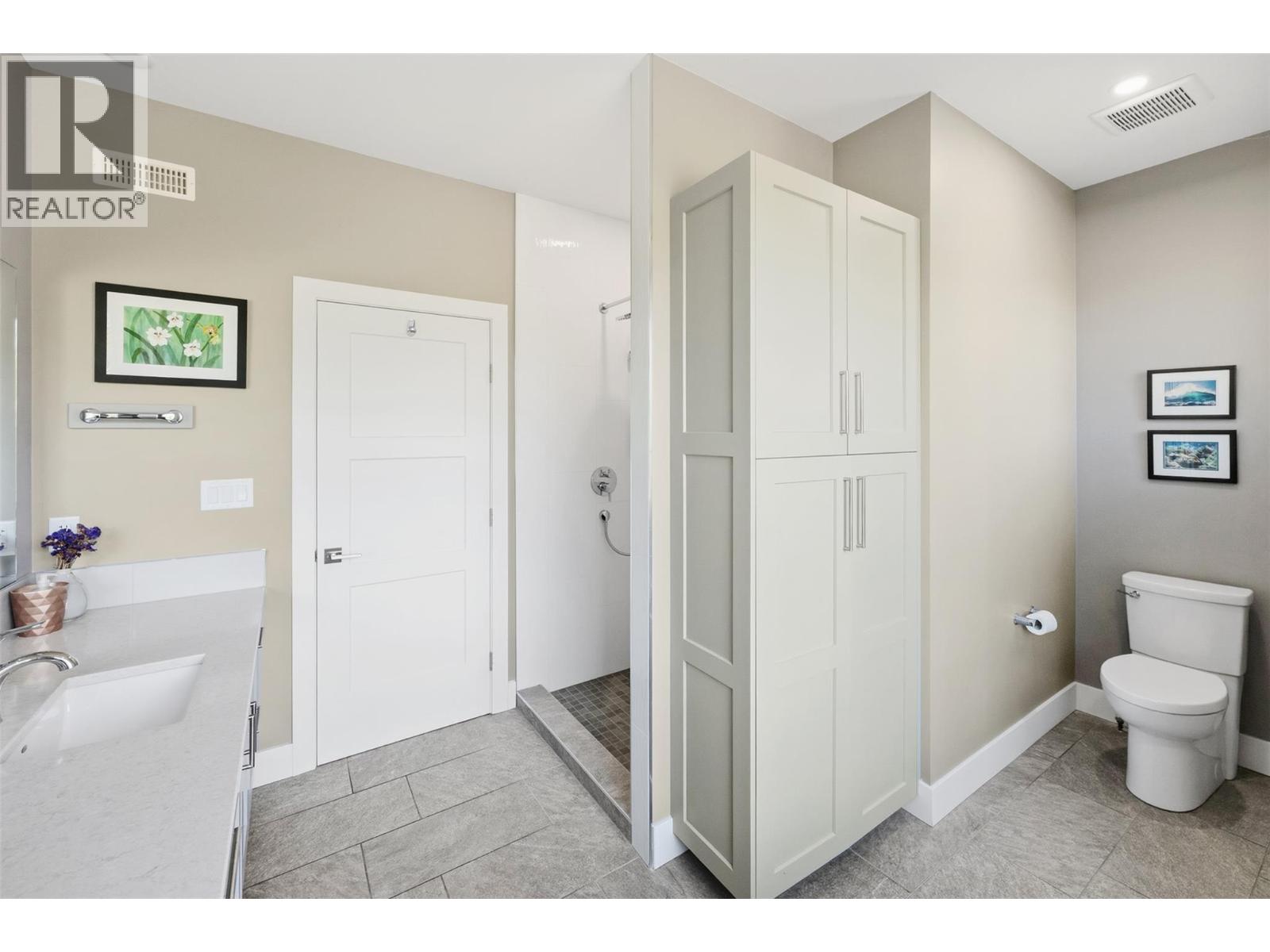5880 HESPELER Road, Summerland