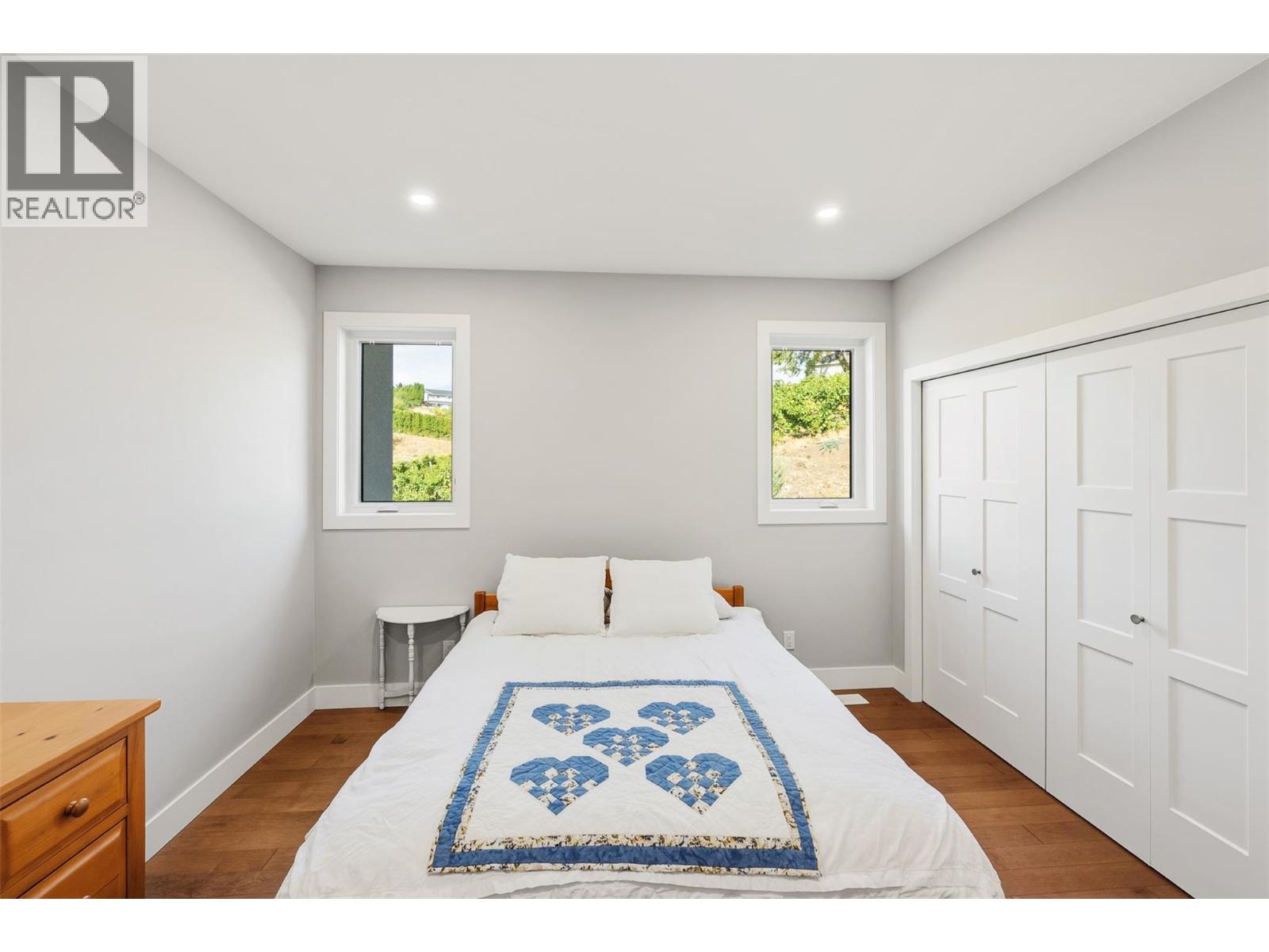 5880 HESPELER Road, Summerland