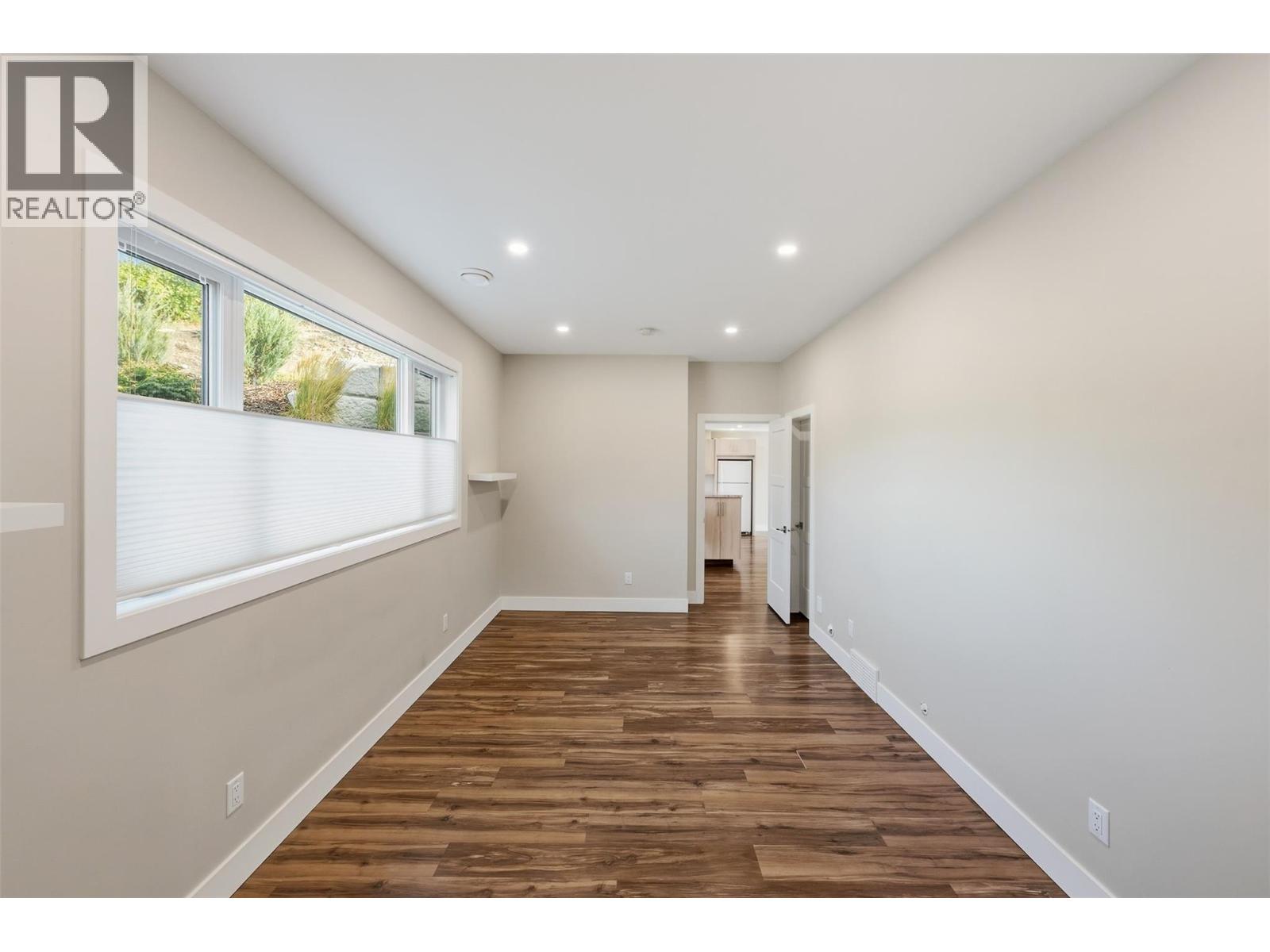 5880 HESPELER Road, Summerland