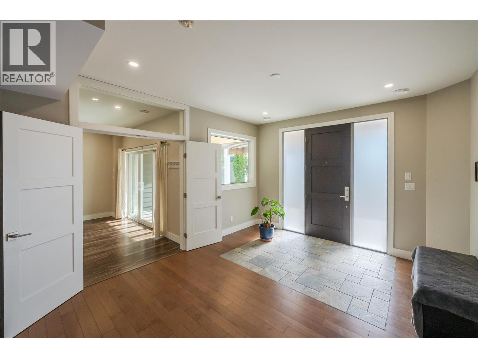 5880 HESPELER Road, Summerland