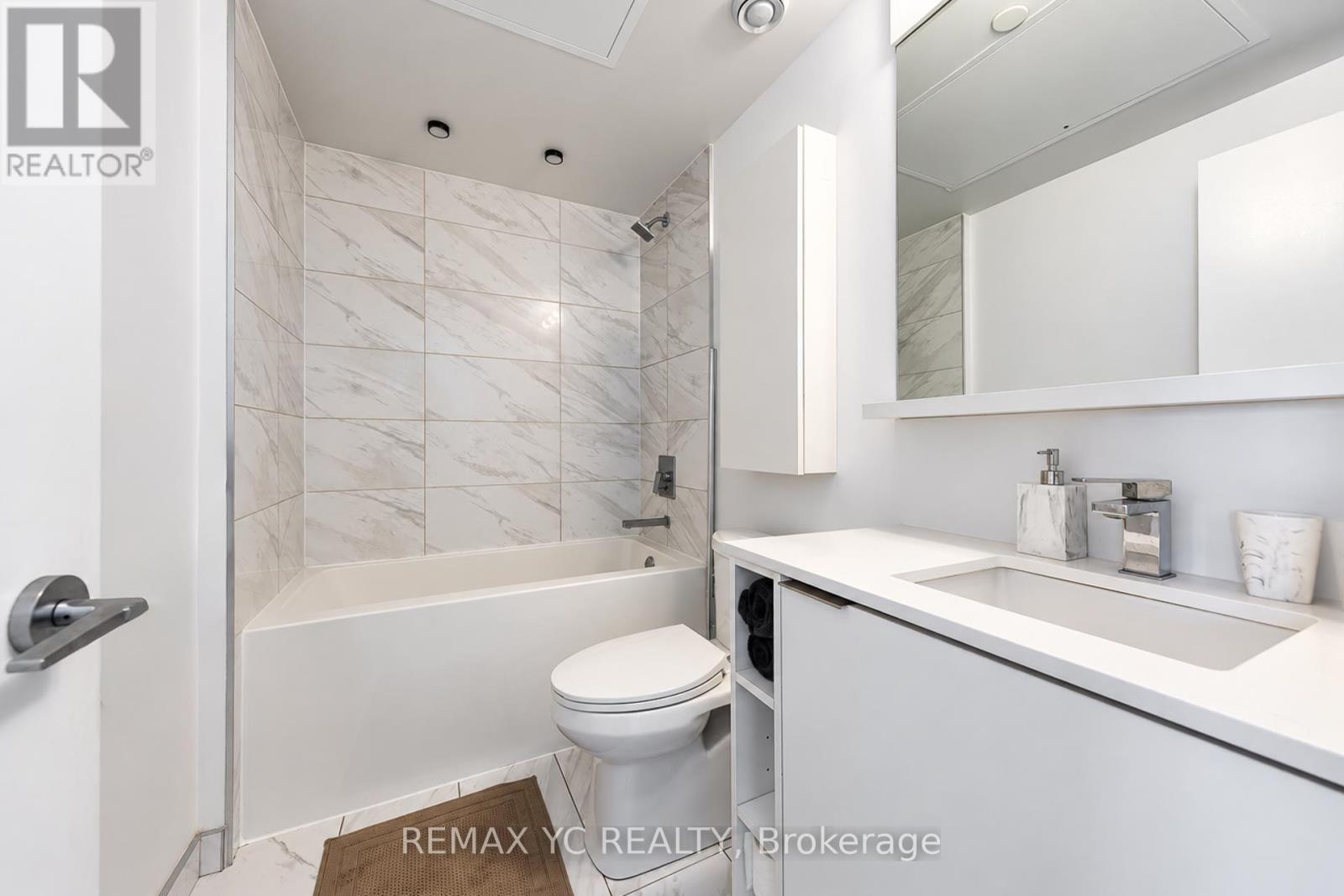 PH11 - 85 WOOD STREET, Toronto (Church-Yonge Corridor) — photo 9