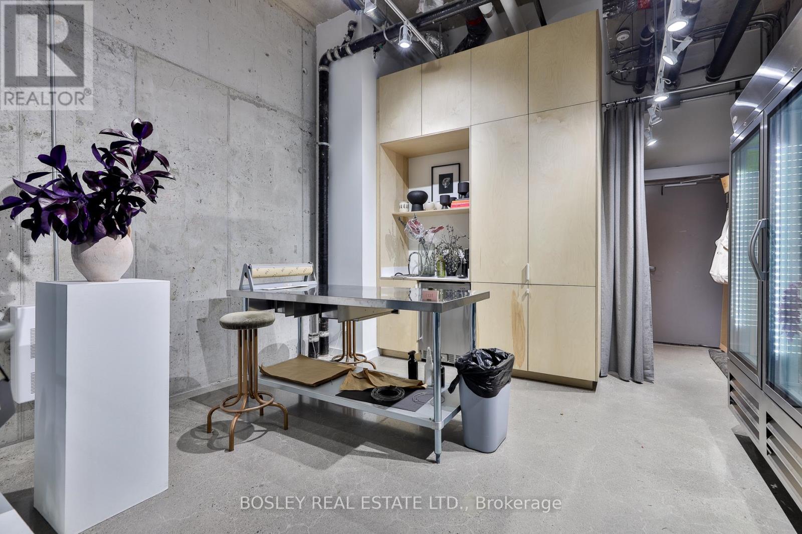 5 - 68 ABELL STREET, Toronto (Little Portugal) — photo 2