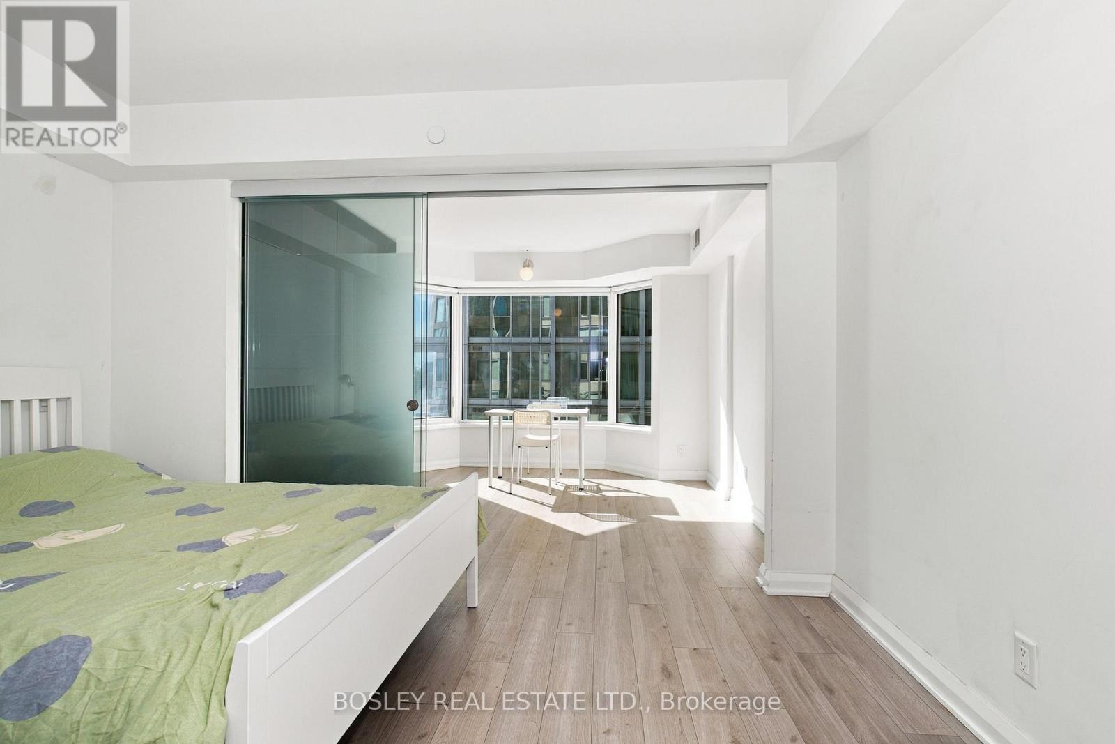 #2610 155 YORKVILLE AVENUE - 10