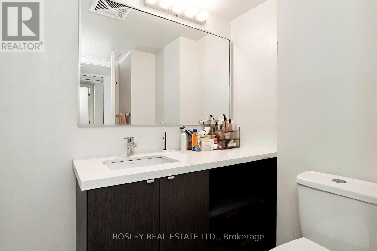 #2610 155 YORKVILLE AVENUE - 13