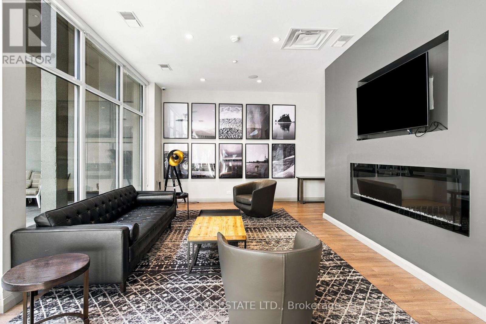 #2610 155 YORKVILLE AVENUE - 21