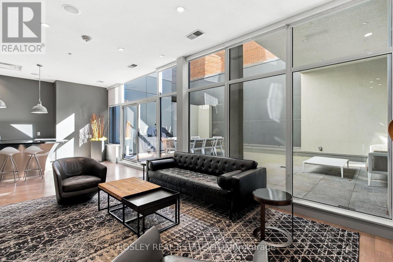#2610 155 YORKVILLE AVENUE - 22