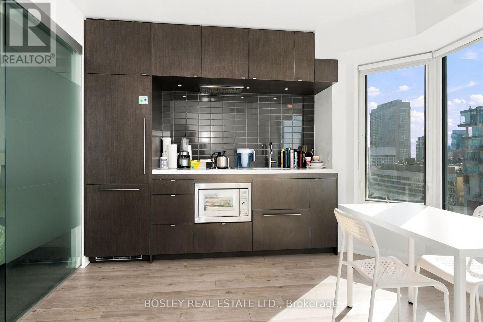 #2610 155 YORKVILLE AVENUE - 3