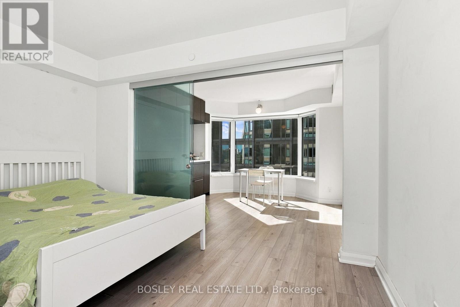 2610 - 155 YORKVILLE AVENUE, Toronto (Annex) — photo 9