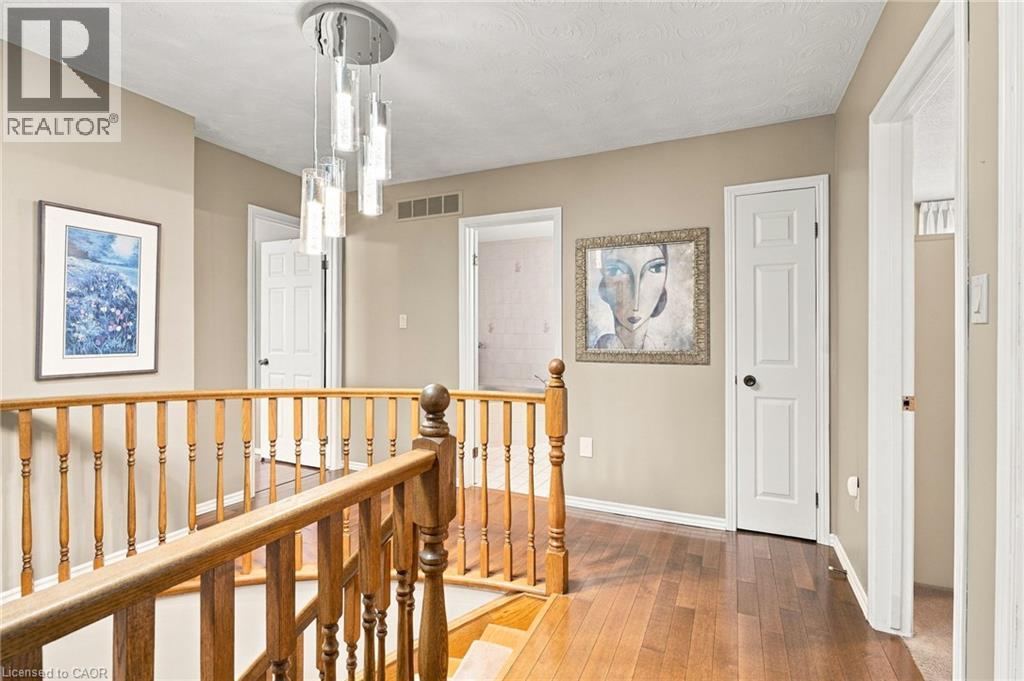7 ARGON Court - Image 28