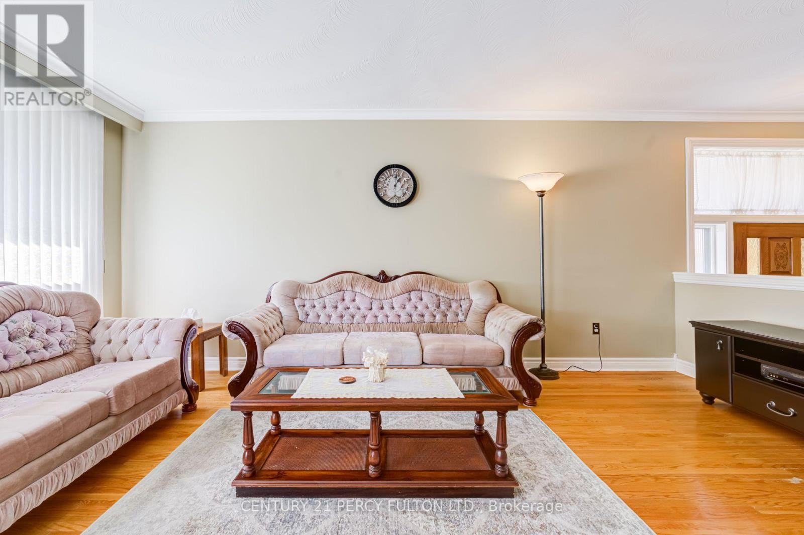 10 DUNLOP AVENUE, Toronto (Clairlea-Birchmount) — photo 6