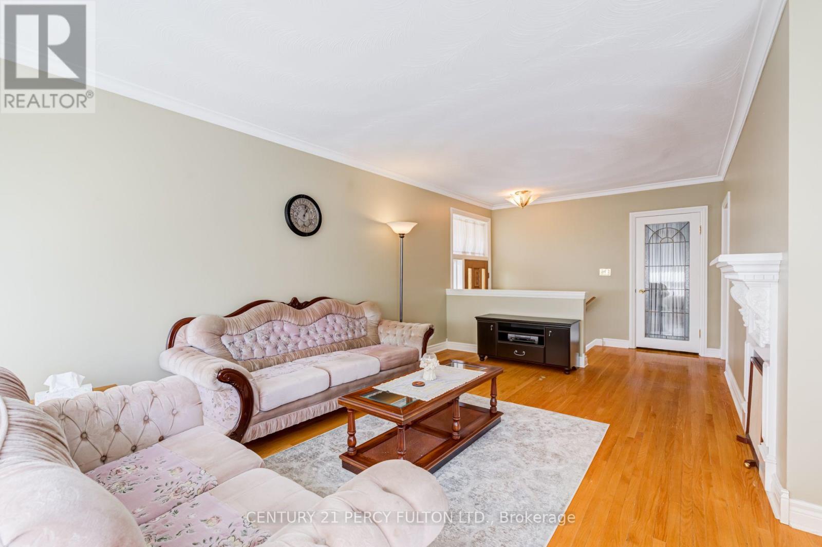 10 DUNLOP AVENUE, Toronto (Clairlea-Birchmount) — photo 7