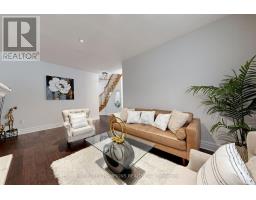 19 Tweedie Crescent, Whitby, ON L1P1X4 Photo 13