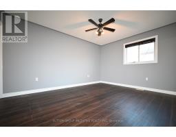 Upper - 39 Jones Drive, Barrie, ON L4M6H7 Photo 13