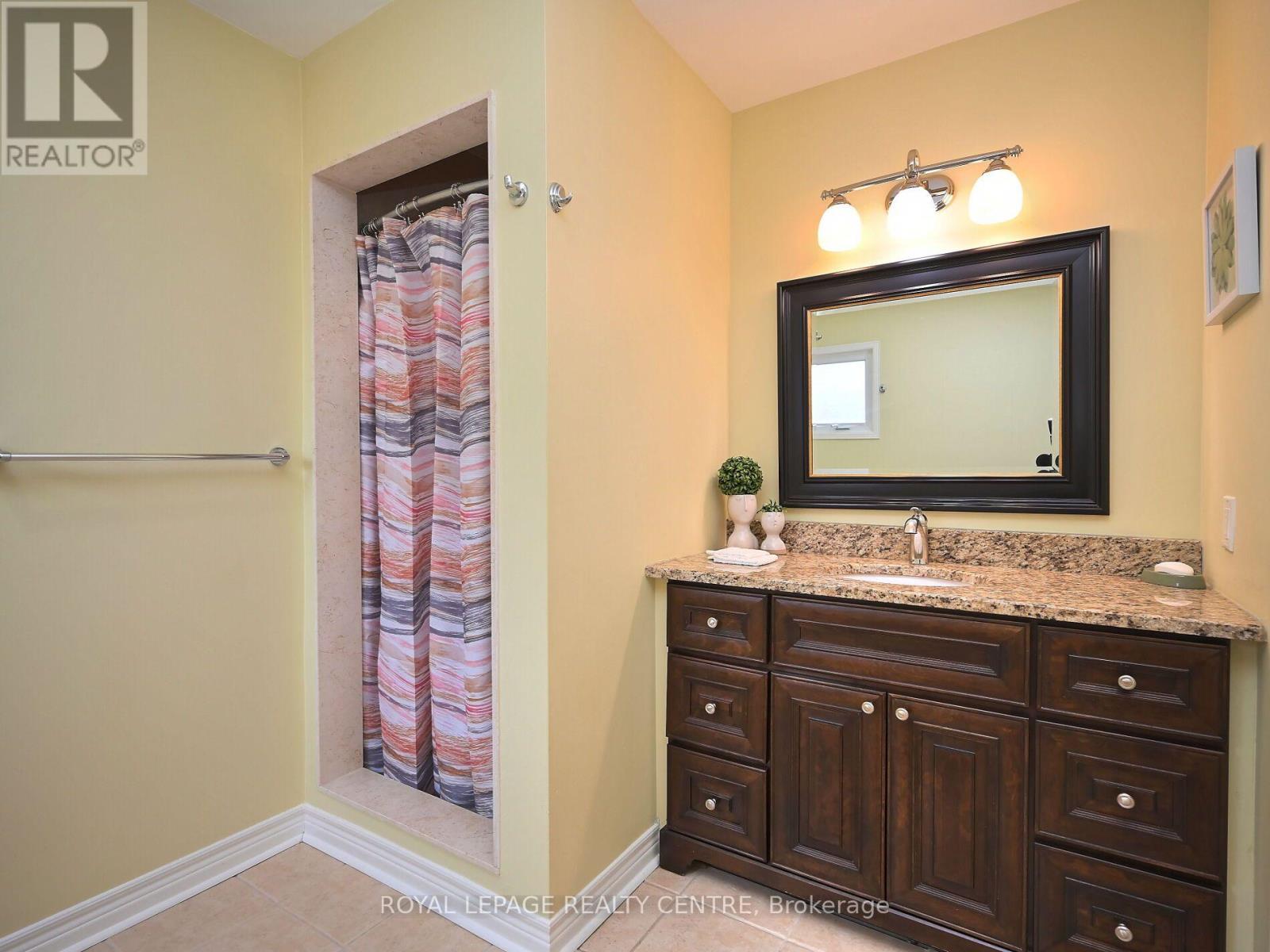4550 KETTLEBY COURT - 17