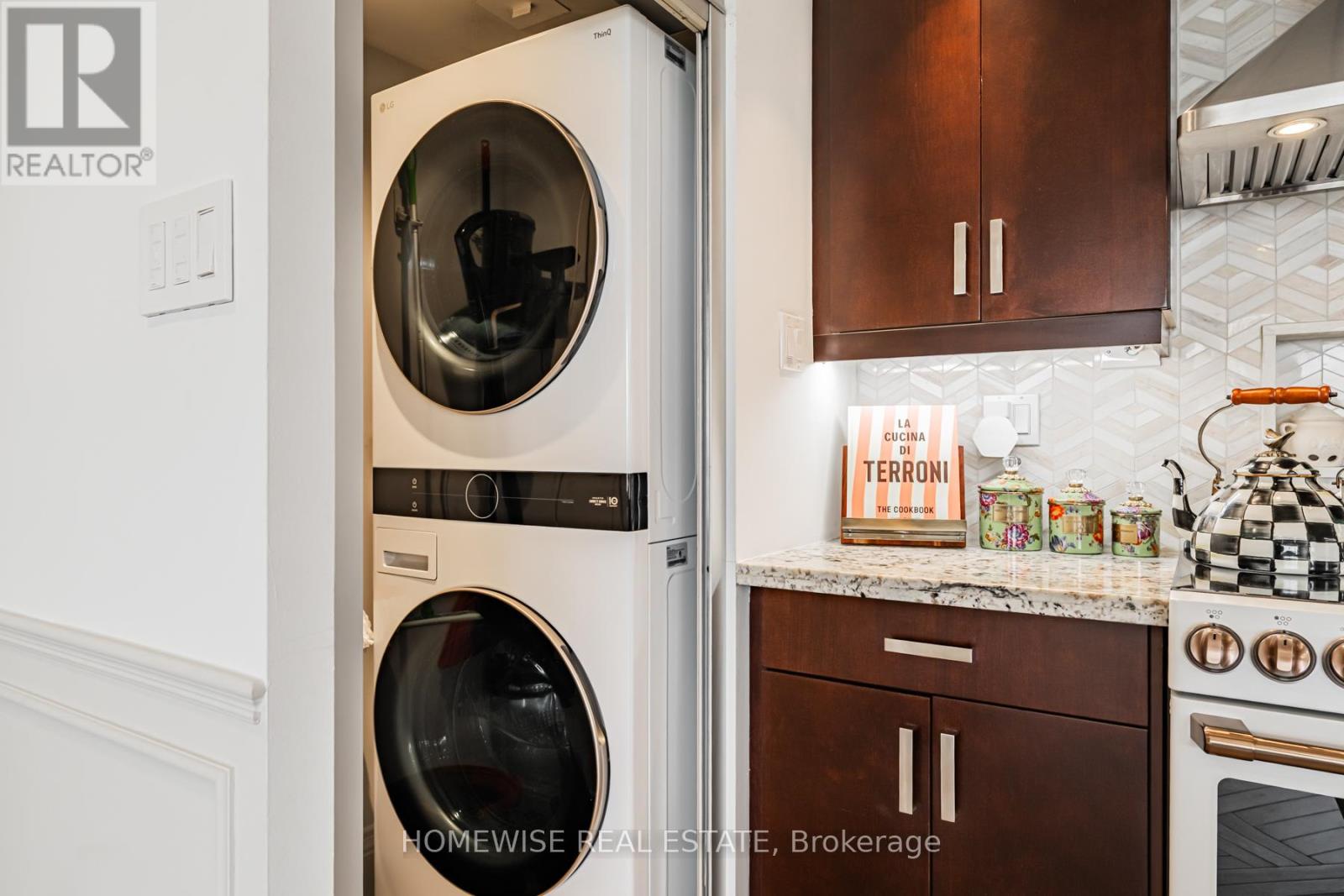 #1407 2045 LAKE SHORE BOULEVARD W - Image 31