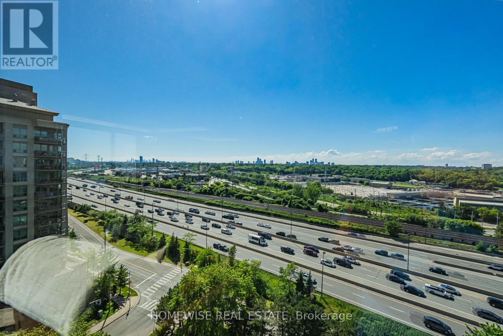 #1407 2045 LAKE SHORE BOULEVARD W - Image 32