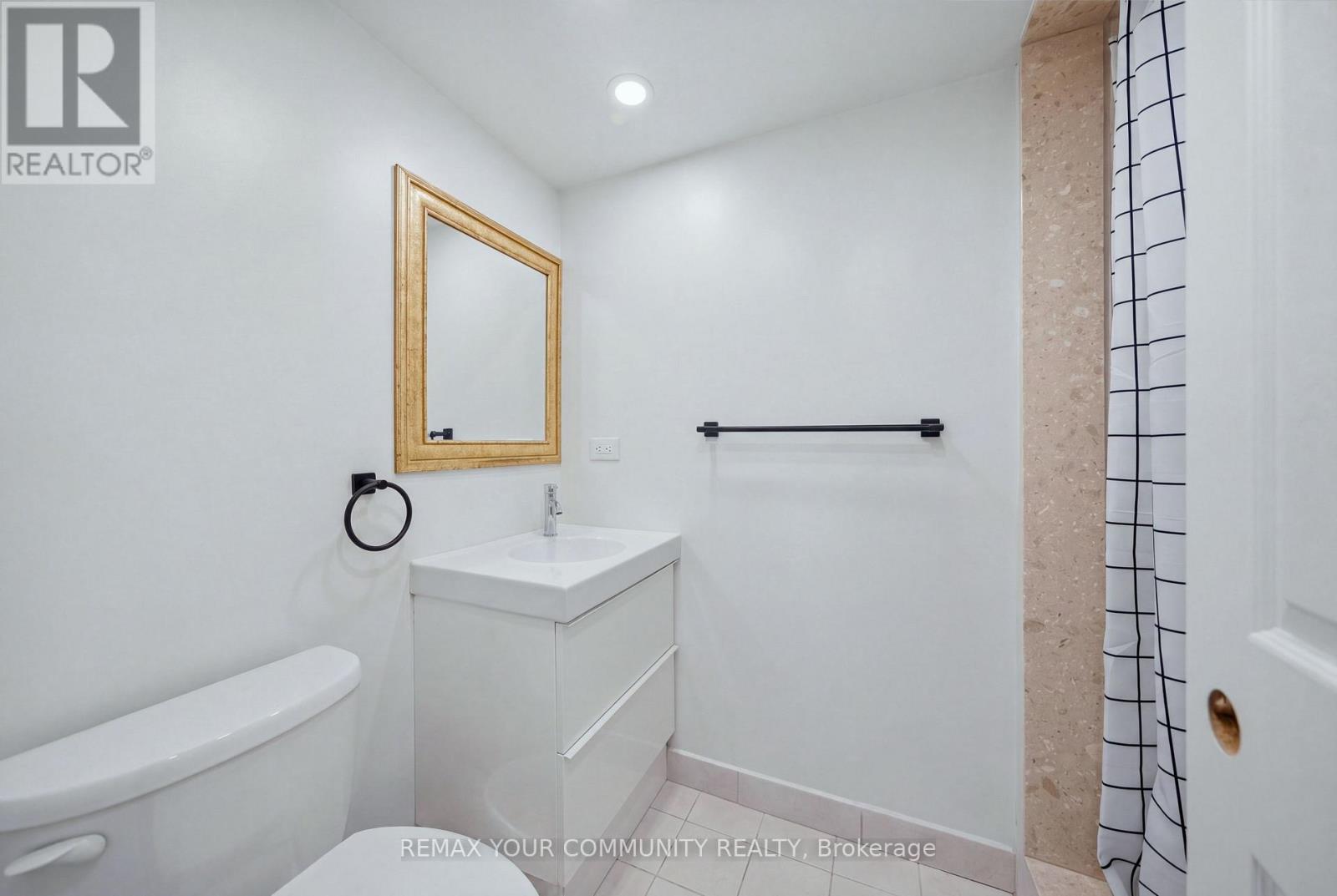 44 CANDY CRESCENT W - Image 37
