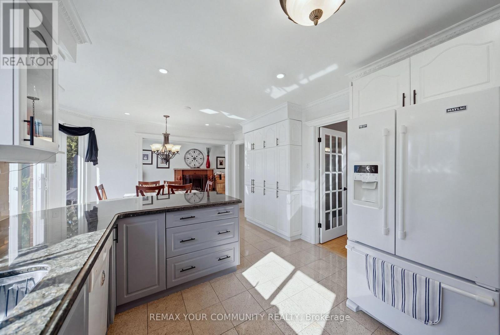 44 CANDY CRESCENT W - Image 4