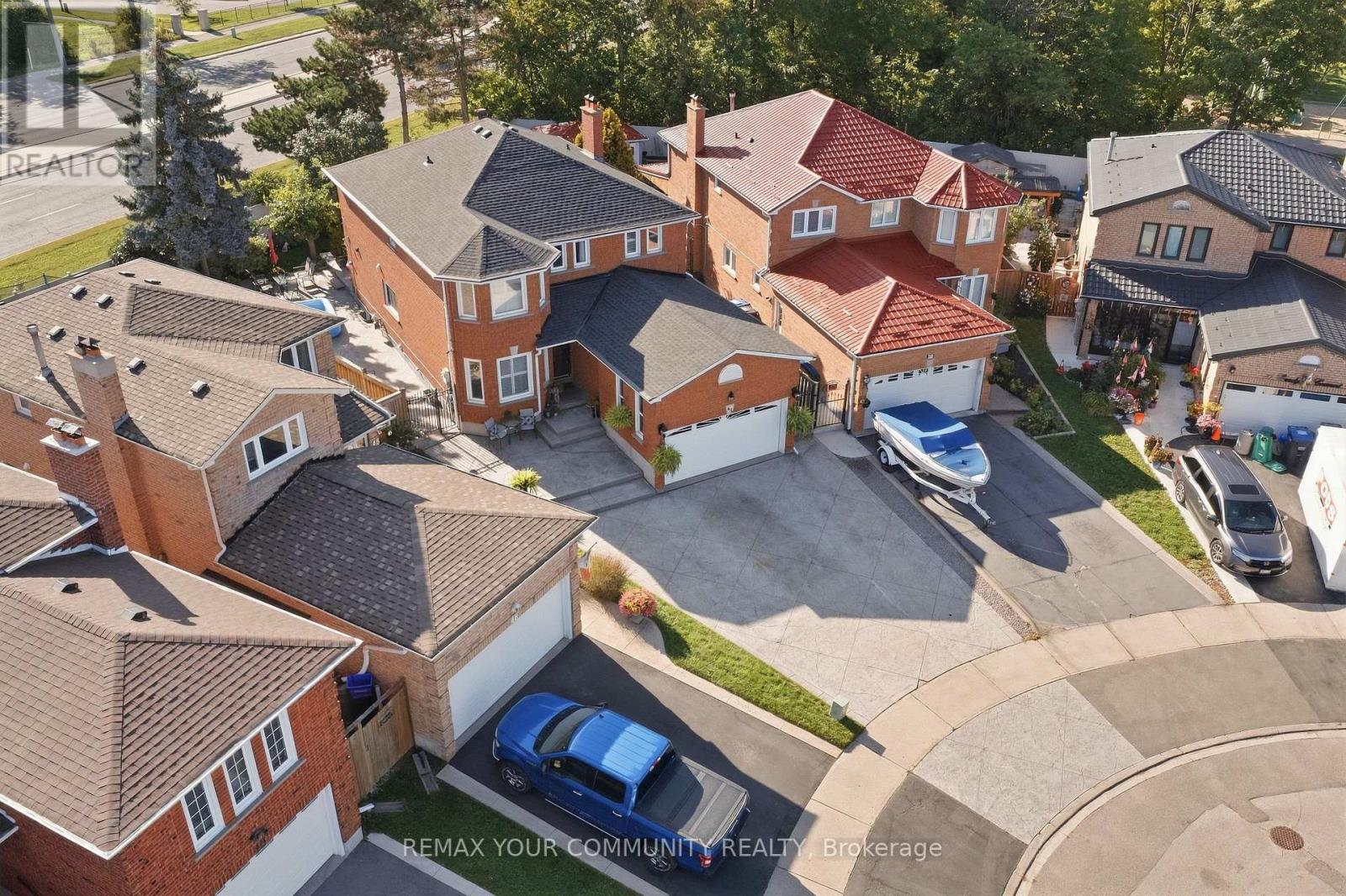 44 CANDY CRESCENT W - Image 45