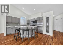 Office - 21 Strathearn Gardens Sw, Calgary, AB T3H2R1 Photo 6