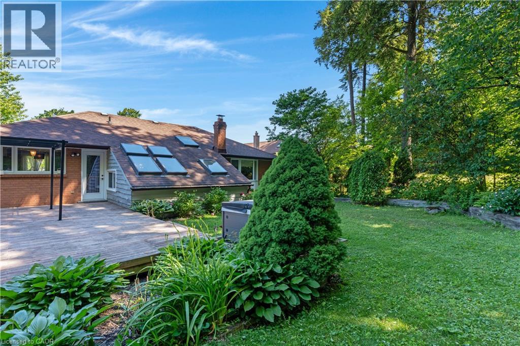 37 YELLOW BIRCH Drive, Kitchener — photo 5