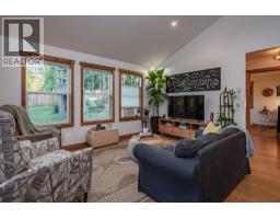 790 & 794 Lewis Road, Harrop, BC V1L6P7 Photo 16