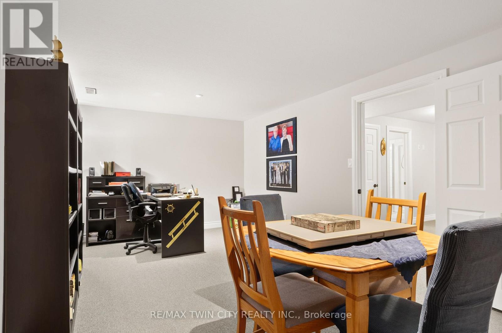 6 EDENRIDGE DRIVE - Image 35