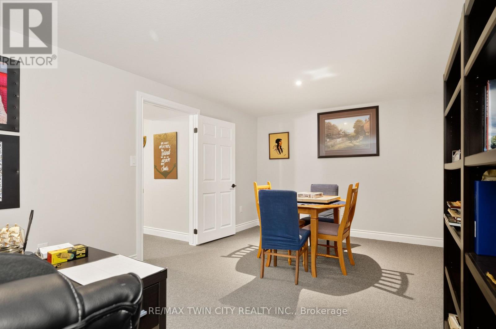 6 EDENRIDGE DRIVE - Image 37