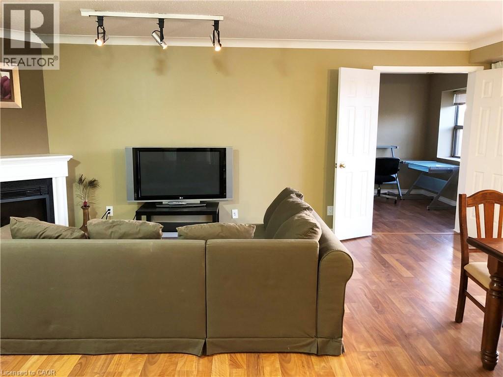 300 KEATS Way Unit# 505, Waterloo — photo 6