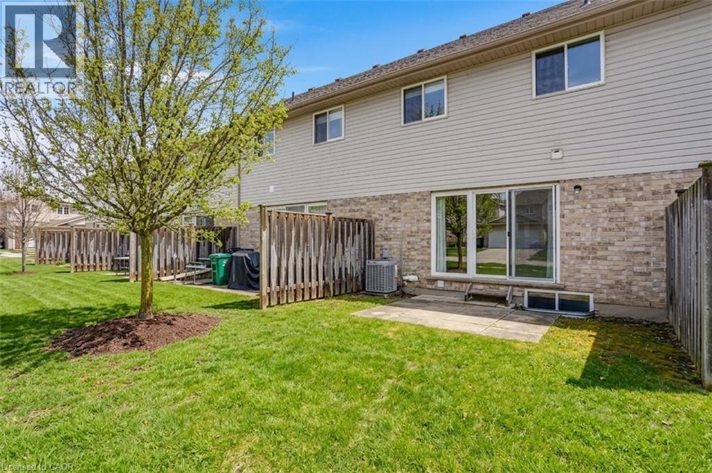 310 FALLOWFIELD Drive, Kitchener — photo 3