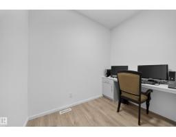 7011 177 Av Nw, Edmonton, AB T5Z0W8 Photo 59