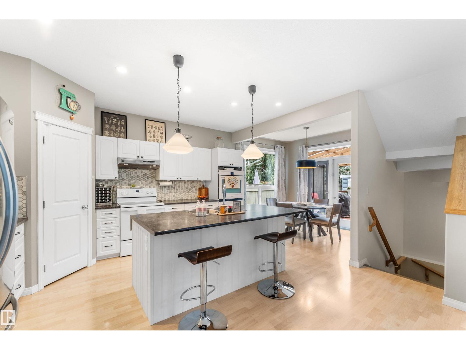 15 Willowby CL - Image 14